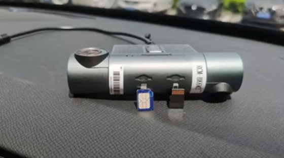 Mini Size Portable 2CH Dash Cam Recorder dengan fungsi GPS 3G/4G WIFI untuk Taxi atau Bus